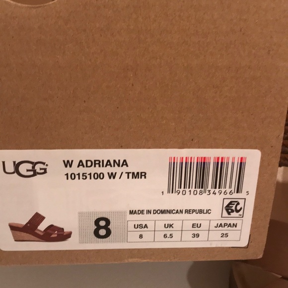 UGG Shoes - Picture 5 of 8
